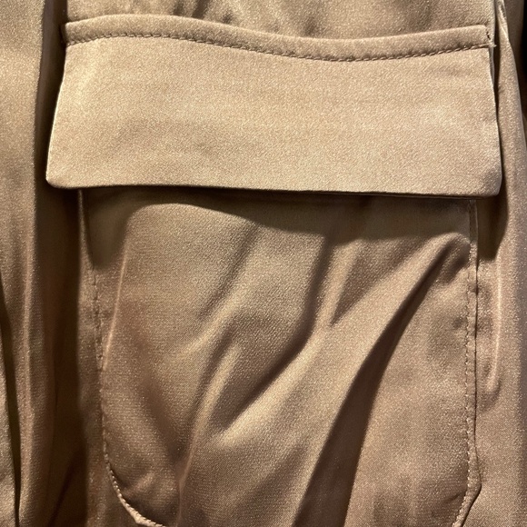 EQUIPMENT BRAND - WOMEN SIGNATURE CLASSIC TOP -   CLASSIC BLACK COLOR - Picture 13 of 15